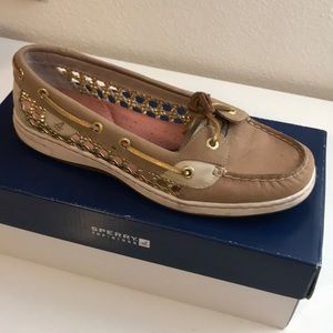 Sperry: Angelfish Cane Linen
